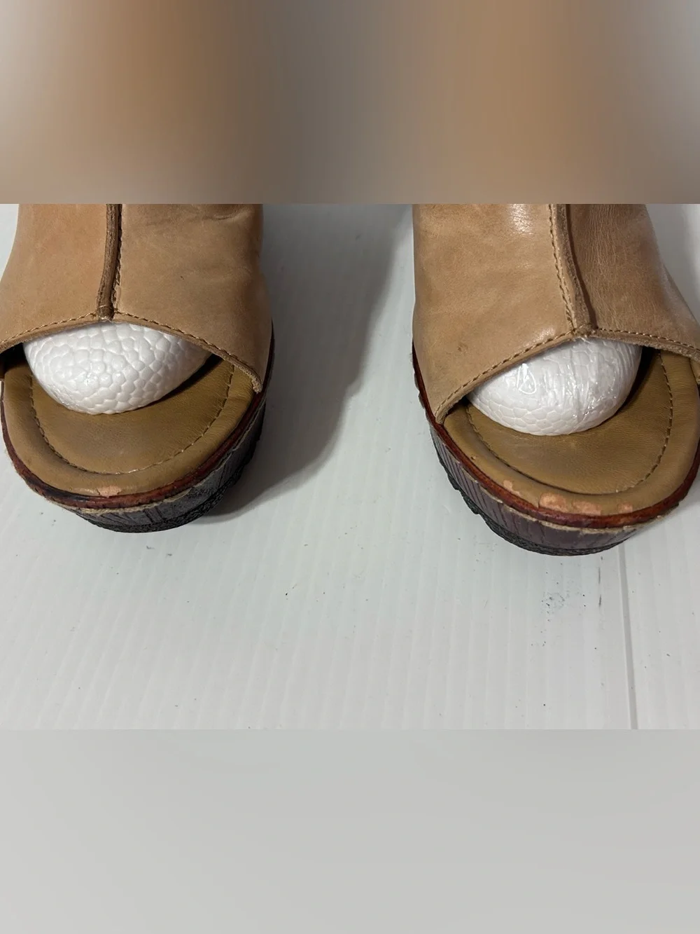 b.o.c. Leather Wedge Slide Sandals women size 8 M